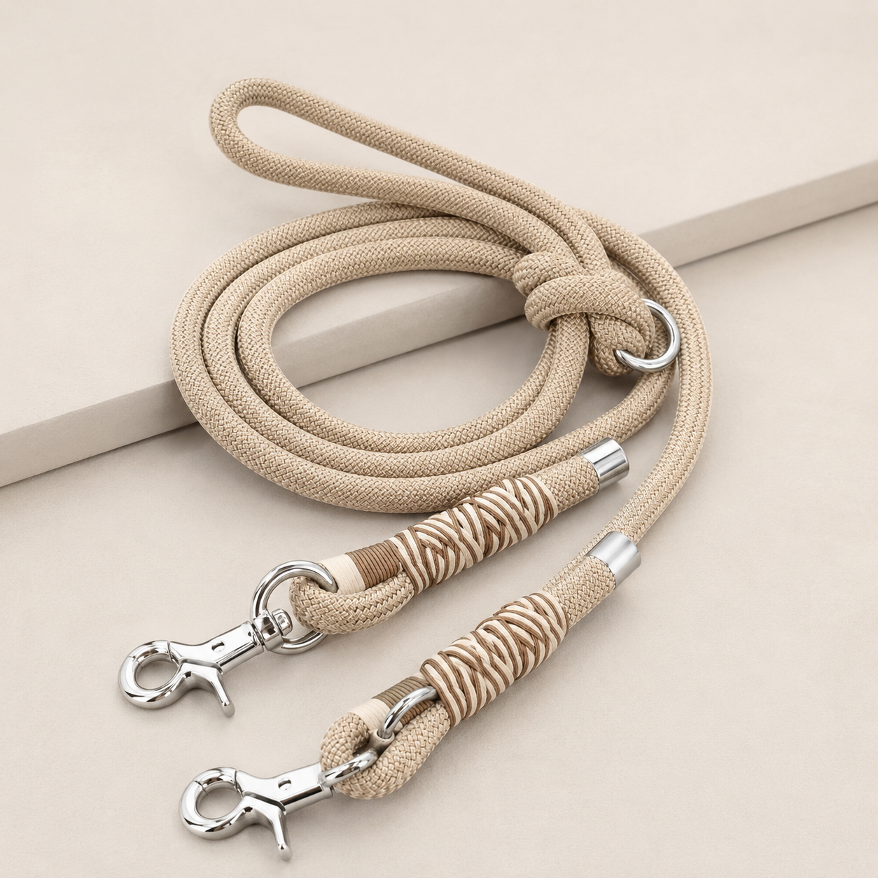 Set collare e guinzaglio intrecciato beige