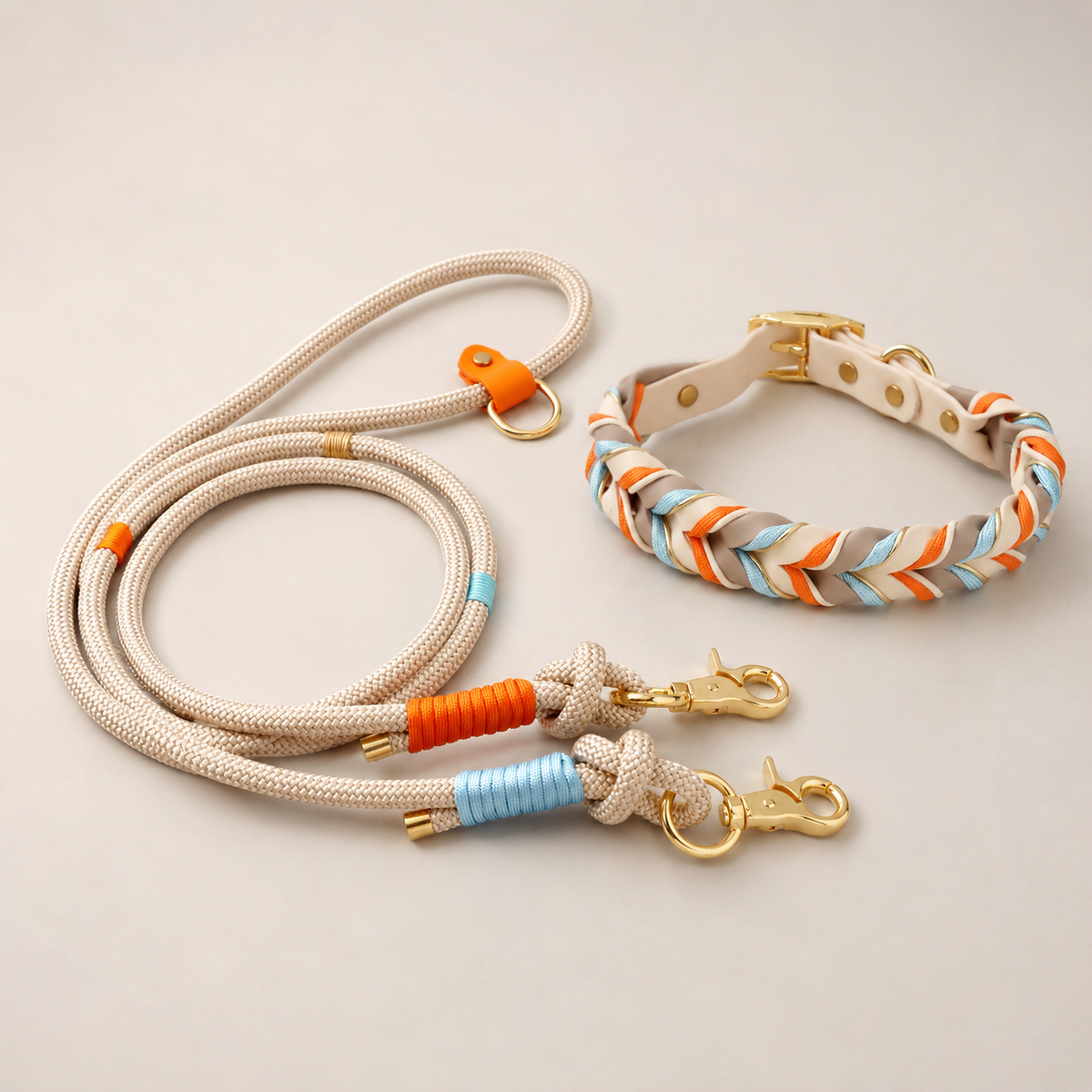 Set collare e guinzaglio intrecciato – crema, arancio e azzurro