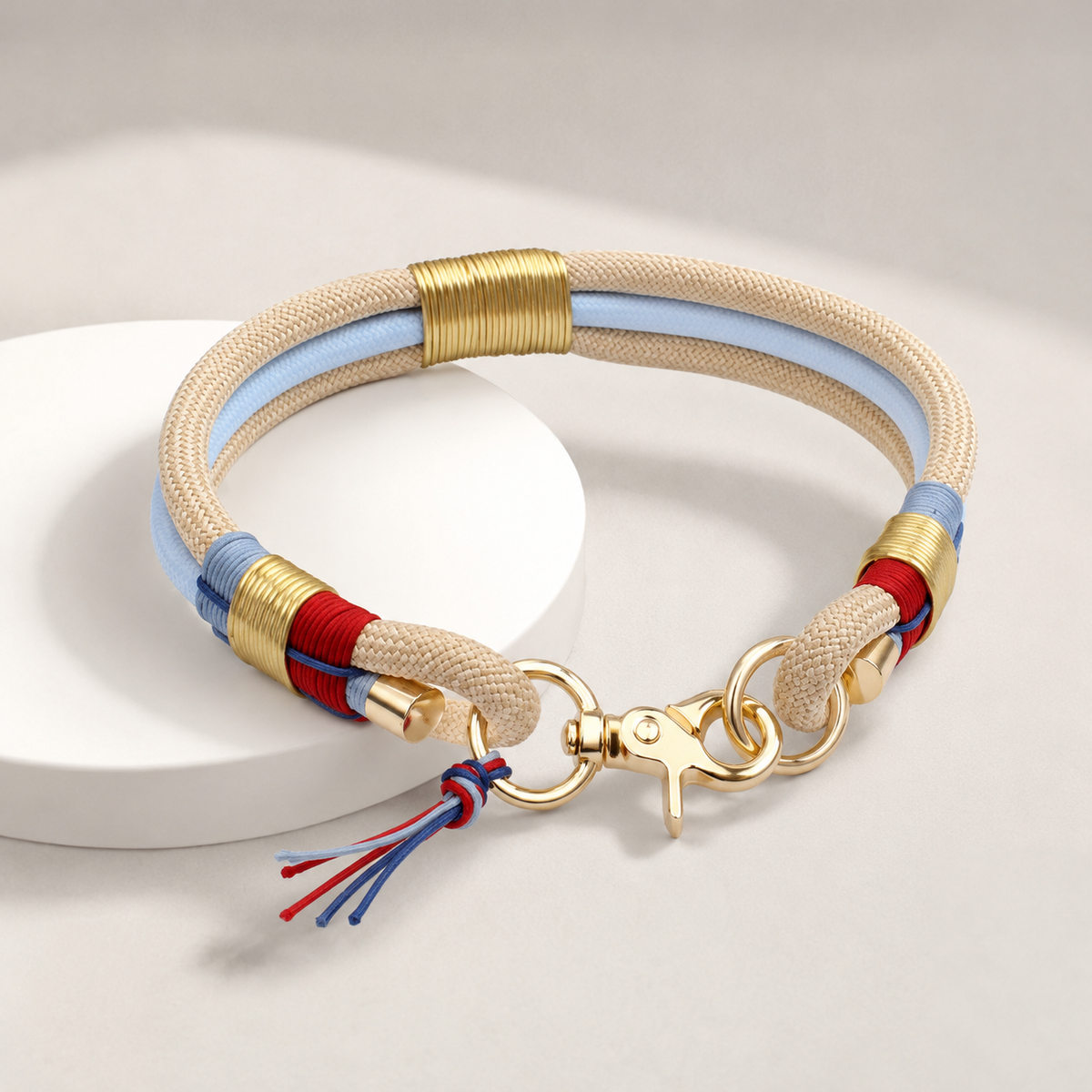 Set collare e guinzaglio intrecciato – blu, bianco e beige